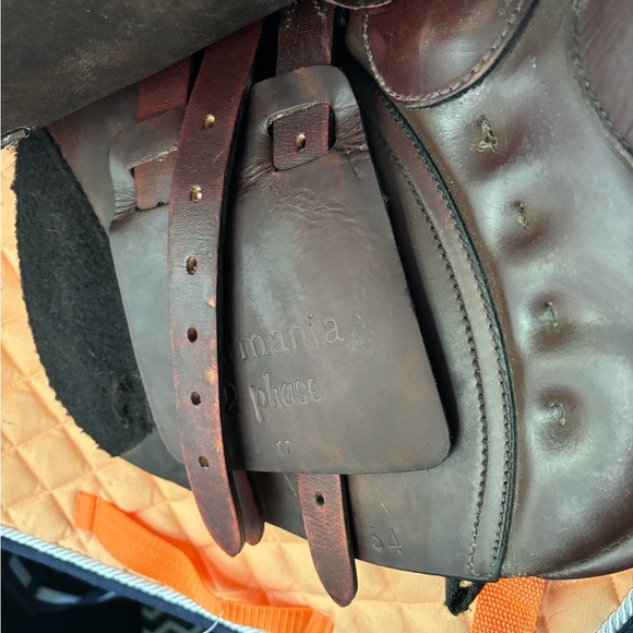 ThornHill Germania Two Phase Saddle Wide - Picture 5 of 9